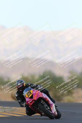 media/Sep-24-2022-CVMA (Sat) [[a45f954247]]/Race 10 Amateur Supersport Middleweight/